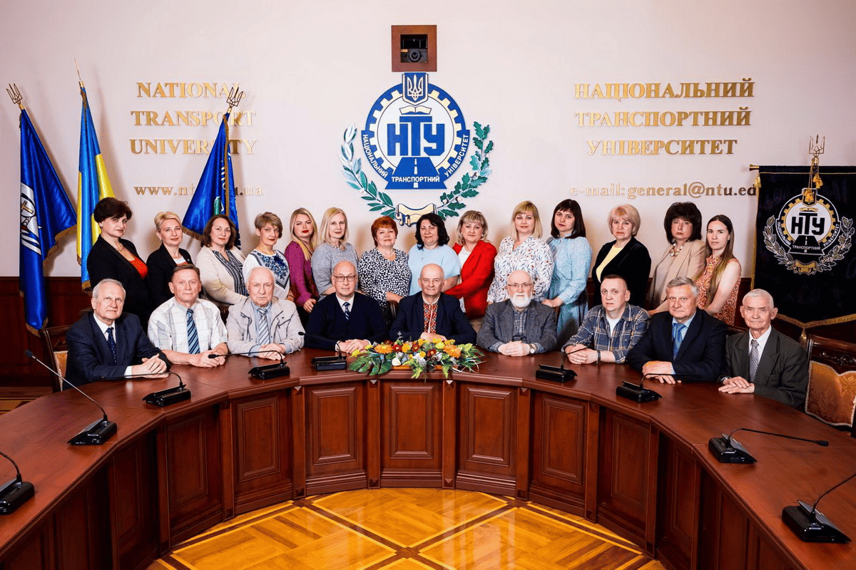 Кафедра менеджменту НТУ
